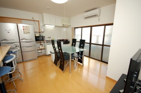 シェア住居のラウンジの様子。（id:13563,ラウンジ）