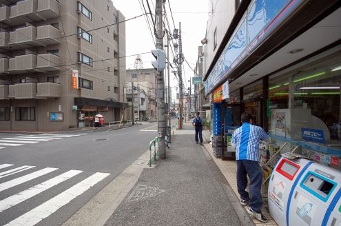 次の画像
