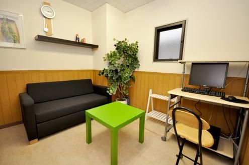 シェア住居のラウンジの様子。（id:16521,ラウンジ）