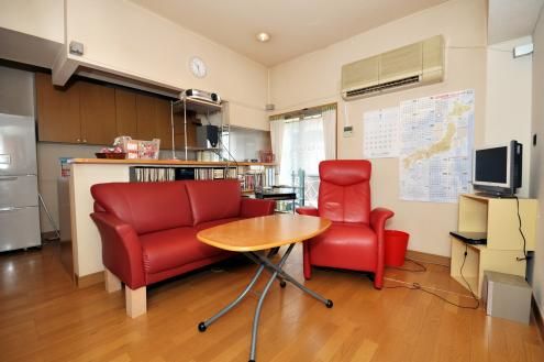 シェア住居のラウンジの様子。(id:18926,ラウンジ) シェア住居のラウンジの様子。(id:18926,ラウンジ)
