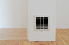 各室に空気清浄用の換気口が付いています。（101号室）(2013-07-19,専有部,ROOM,1F)
