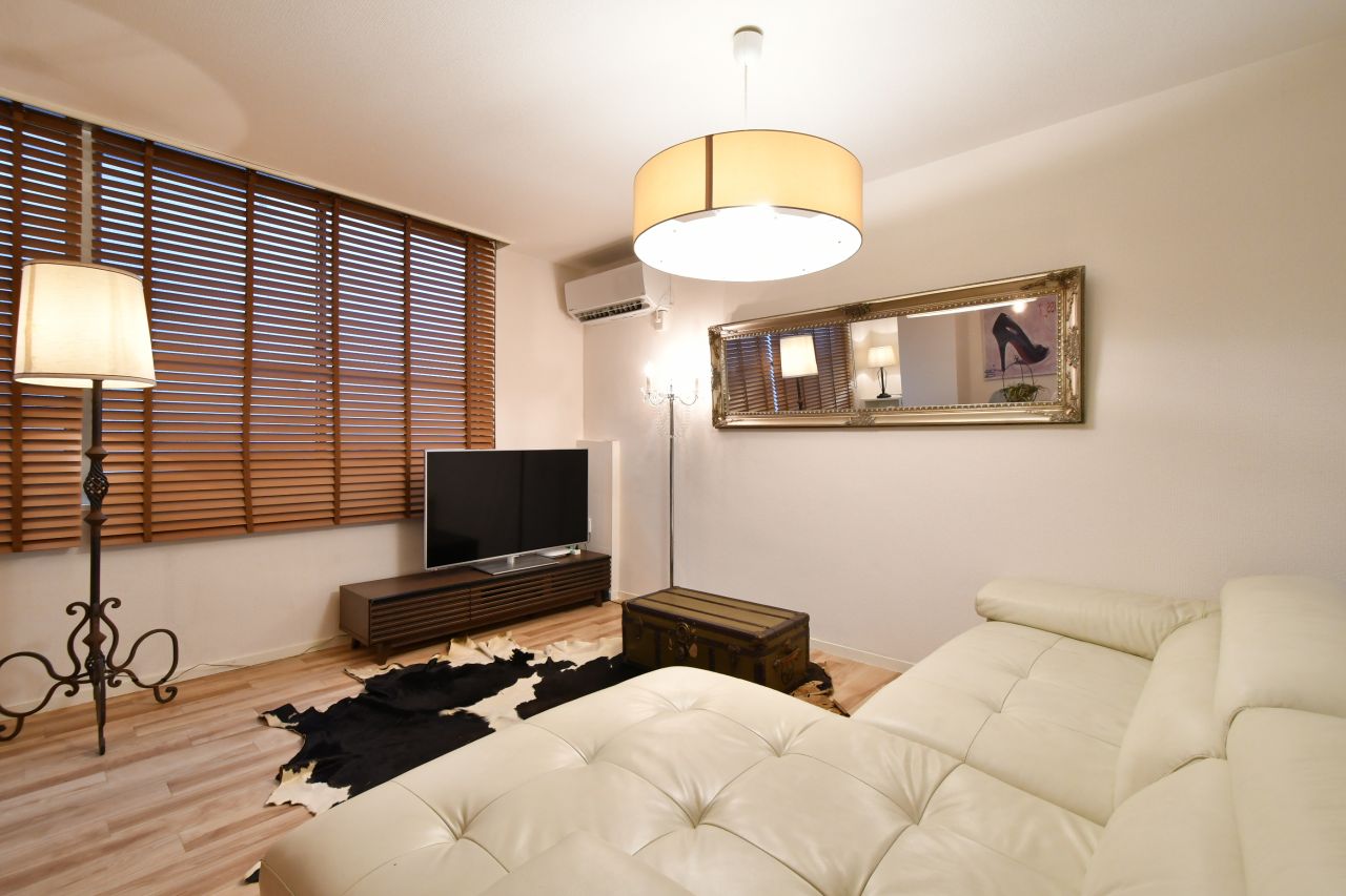 ソファ周辺の様子。(2020-06-18,共用部,LIVINGROOM,3F)