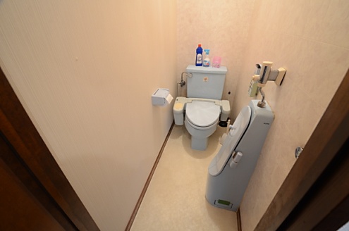 ウォシュレット付きトイレの様子。(2016-01-25,共用部,TOILET,2F)