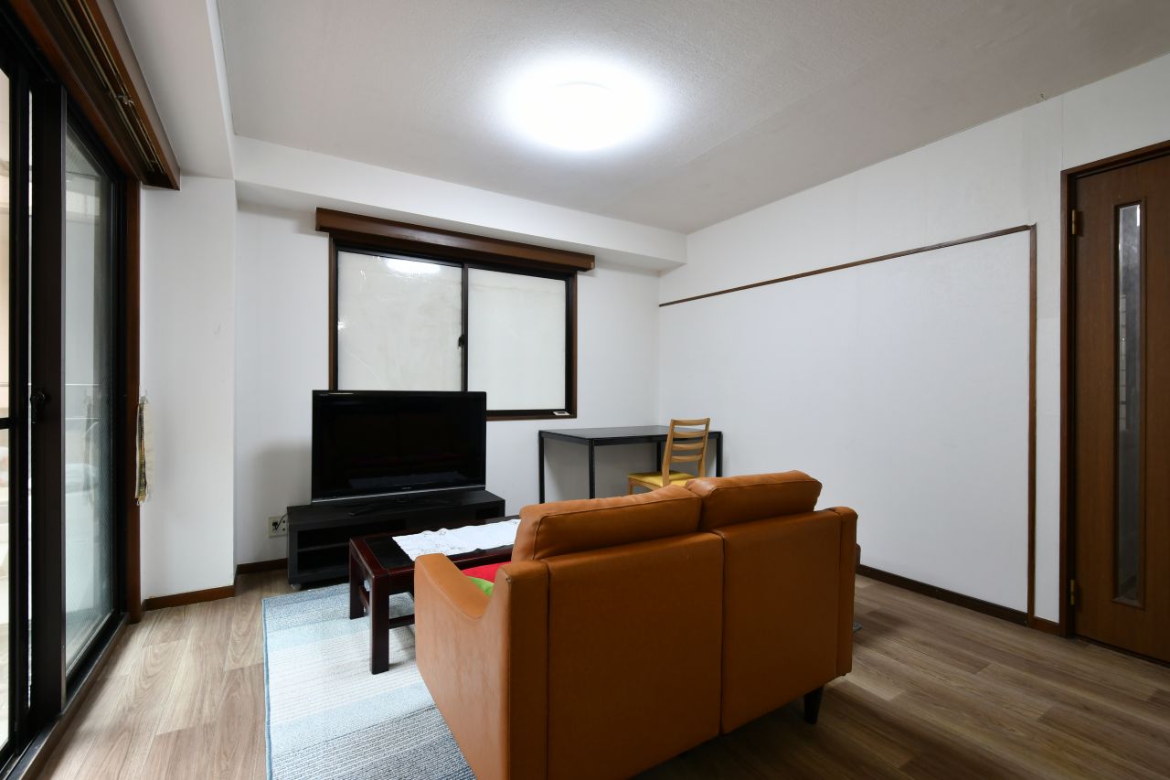 リビングの様子2。(2021-06-23,共用部,LIVINGROOM,2F)