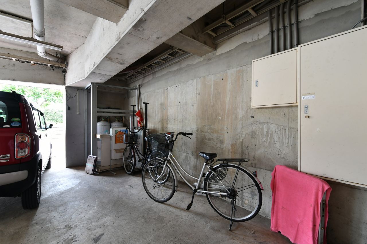 自転車置き場の様子。(2021-06-23,共用部,GARAGE,1F)