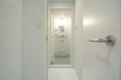 脱衣室とシャワールーム。（女性専用）(2014-07-15,共用部,BATH,1F)