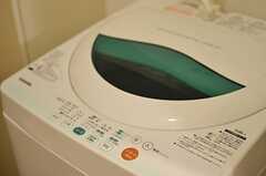 洗濯機が設置されている部屋もあります。(2013-04-26,専有部,ROOM,2F)