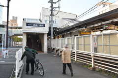 京成本線・京成八幡駅の様子。(2023-03-14,共用部,ENVIRONMENT,1F)