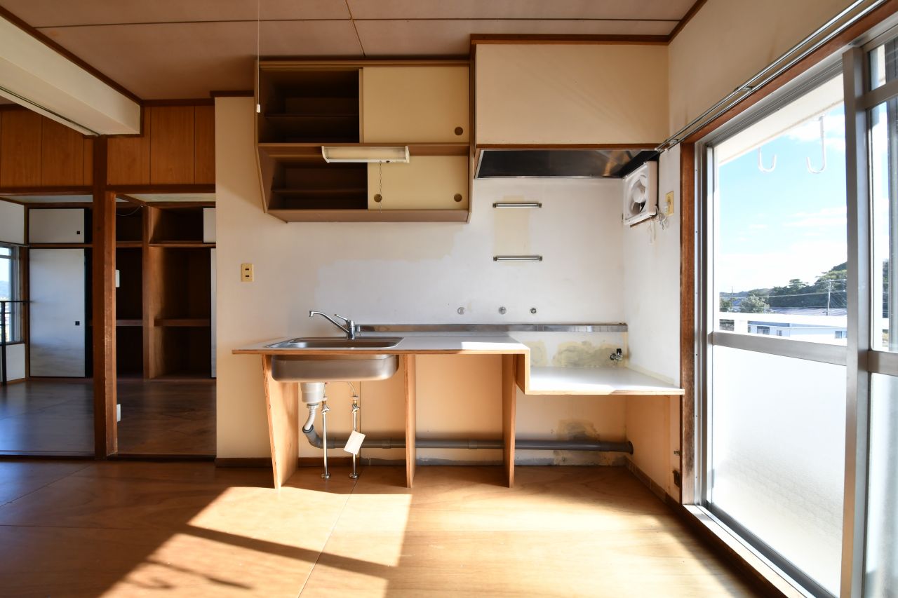 キッチンの様子。（403号室） |4F 部屋
