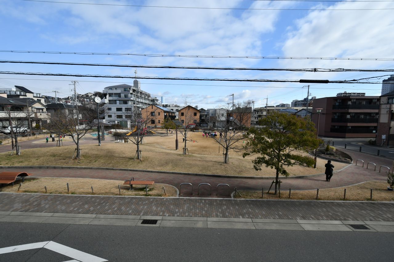 建物の目の前は公園です。|2F その他