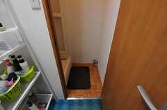 シャワールームの脱衣室の様子。(2013-08-02,共用部,BATH,2F)