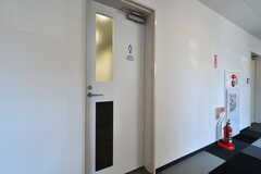 男性専用トイレのドア。(2020-02-05,共用部,OTHER,1F)