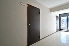 専有部のドア。（211号室）(2020-02-05,専有部,ROOM,2F)