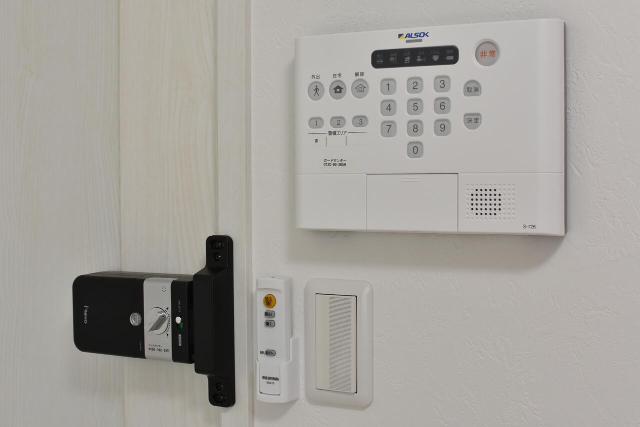 全部屋、ALSOK社のホームセキュリティが設置されています。（101号室）|1F 部屋