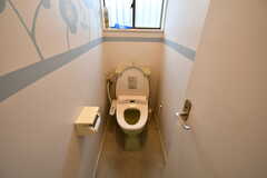 ウォシュレット付きトイレの様子。(2022-09-02,共用部,TOILET,2F)