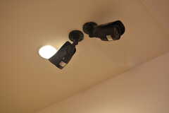 廊下には防犯カメラが設置されています。(2018-07-11,共用部,OTHER,1F)