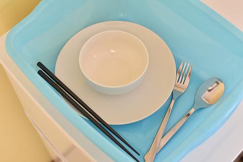 全室、食器やカトラリー用品が用意されています。（202号室）|2F 部屋