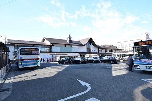 各線・鎌倉駅の様子。|1F 周辺環境