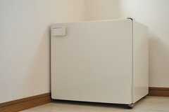 冷蔵庫が設置されています。（303号室）(2013-04-26,専有部,ROOM,3F)