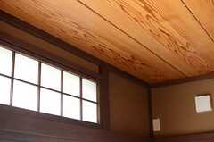 天井も味わいある雰囲気。（102号室）(2014-09-03,専有部,ROOM,1F)