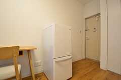 冷蔵庫は各部屋に設置されています。（107号室）(2014-10-08,専有部,ROOM,1F)