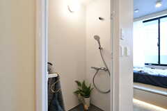 シャワールームの様子。モデルルームです。（1301号室）(2021-12-20,専有部,ROOM,13F)