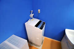 洗濯機の様子。(2011-01-19,共用部,LAUNDRY,2F)