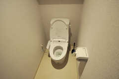 ウォシュレット付きトイレの様子。(2012-03-22,共用部,TOILET,5F)