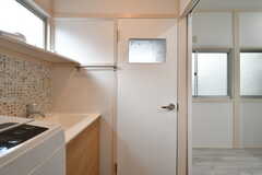 バスルームの対面がトイレです。(2020-11-09,共用部,TOILET,2F)