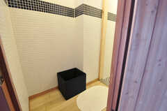 シャワールームの脱衣室の様子。(2011-11-28,共用部,BATH,2F)