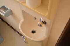 トイレの手洗い場。(2012-09-07,共用部,TOILET,2F)