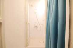 シャワールームの様子。(2010-04-16,共用部,BATH,2F)