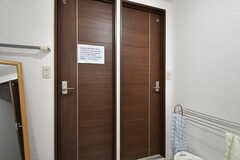 ドアの先はトイレです。(2021-04-27,共用部,OTHER,2F)