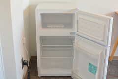 冷蔵庫の様子。（313号室）(2022-12-21,専有部,ROOM,3F)