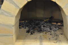 最近では、ピザを焼くほかにパン作りなどにも使用されているようです。(2012-02-10,共用部,KITCHEN,1F)