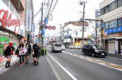 シェアハウスから京急・弘明寺駅へ向かう道の様子。(2014-03-18,共用部,ENVIRONMENT,1F)