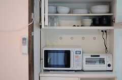 食器やキッチン架電はひとつにまとまっています。(2013-11-27,共用部,KITCHEN,1F)