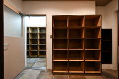 ストックルームの様子。収納棚は部屋ごとに1段使えます。(2020-01-10,共用部,KITCHEN,1F)