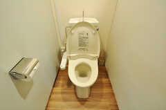 ウォシュレット付きトイレの様子。(2011-03-04,共用部,TOILET,3F)