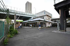 JR京浜東北線・子安駅の様子。(2021-10-07,共用部,ENVIRONMENT,1F)