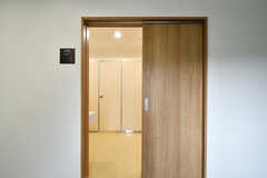 女性専用トイレの入り口。(2020-06-11,共用部,TOILET,2F)