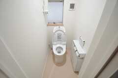 ウォシュレット付きトイレの様子。	(2013-05-27,共用部,TOILET,3F)