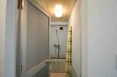 シャワールームの様子。(2013-09-16,共用部,BATH,1F)