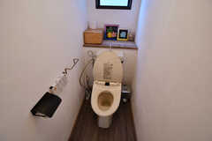 ウォシュレット付きトイレの様子。（2022年11月現在、オーナーさんの専用スペースです）(2022-11-01,共用部,TOILET,1F)