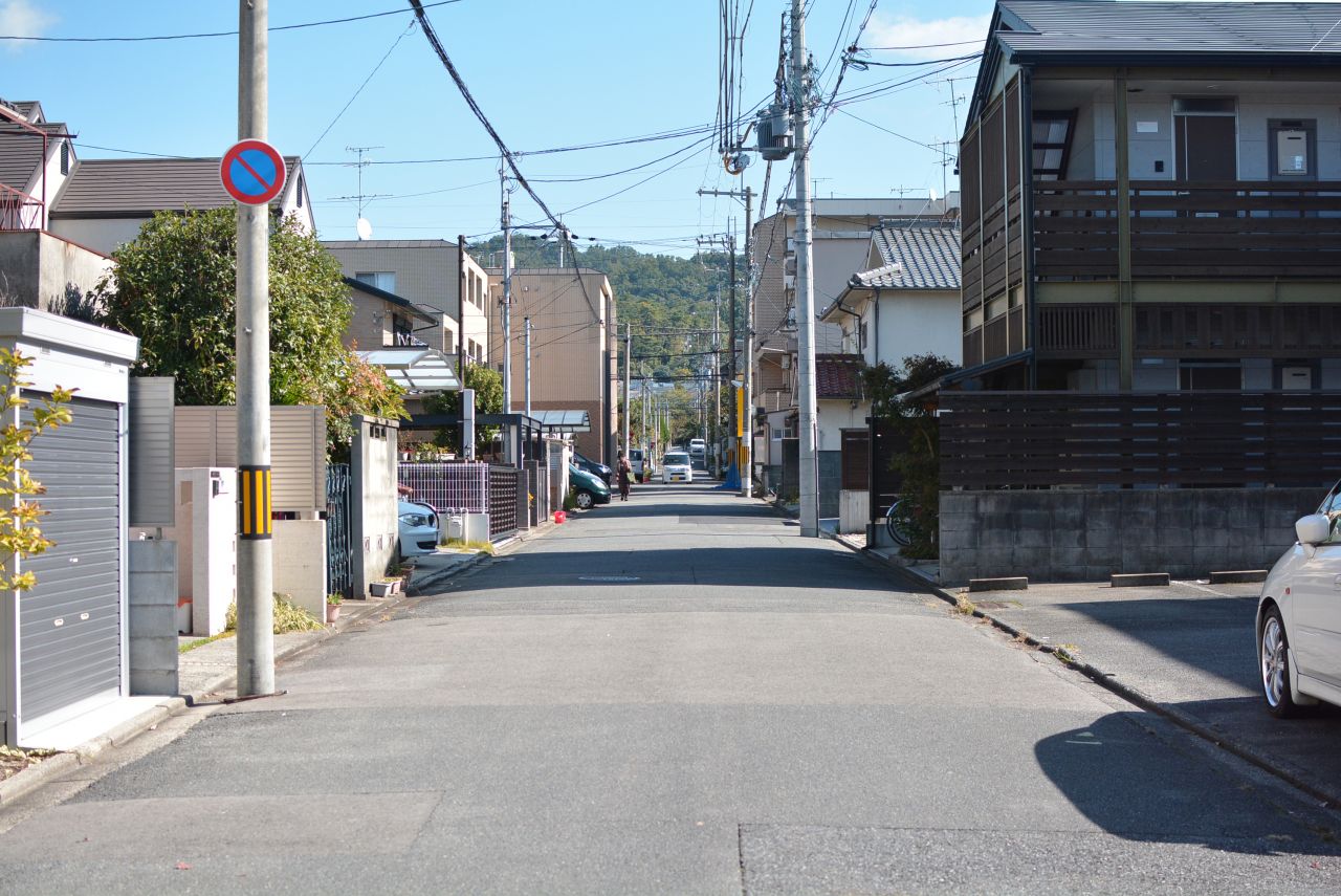 駅からシェアハウスへ向かう道の様子。(2019-11-05,共用部,ENVIRONMENT,1F)