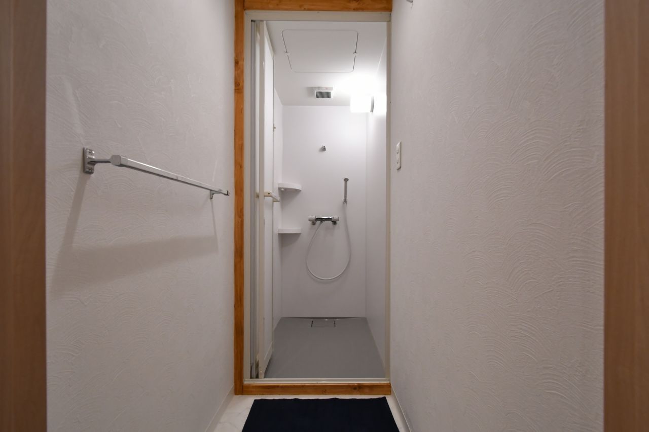 シャワールームの様子。(2018-12-05,共用部,BATH,1F)