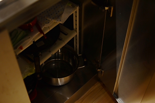 シンク下の収納。(2014-04-08,共用部,KITCHEN,1F)