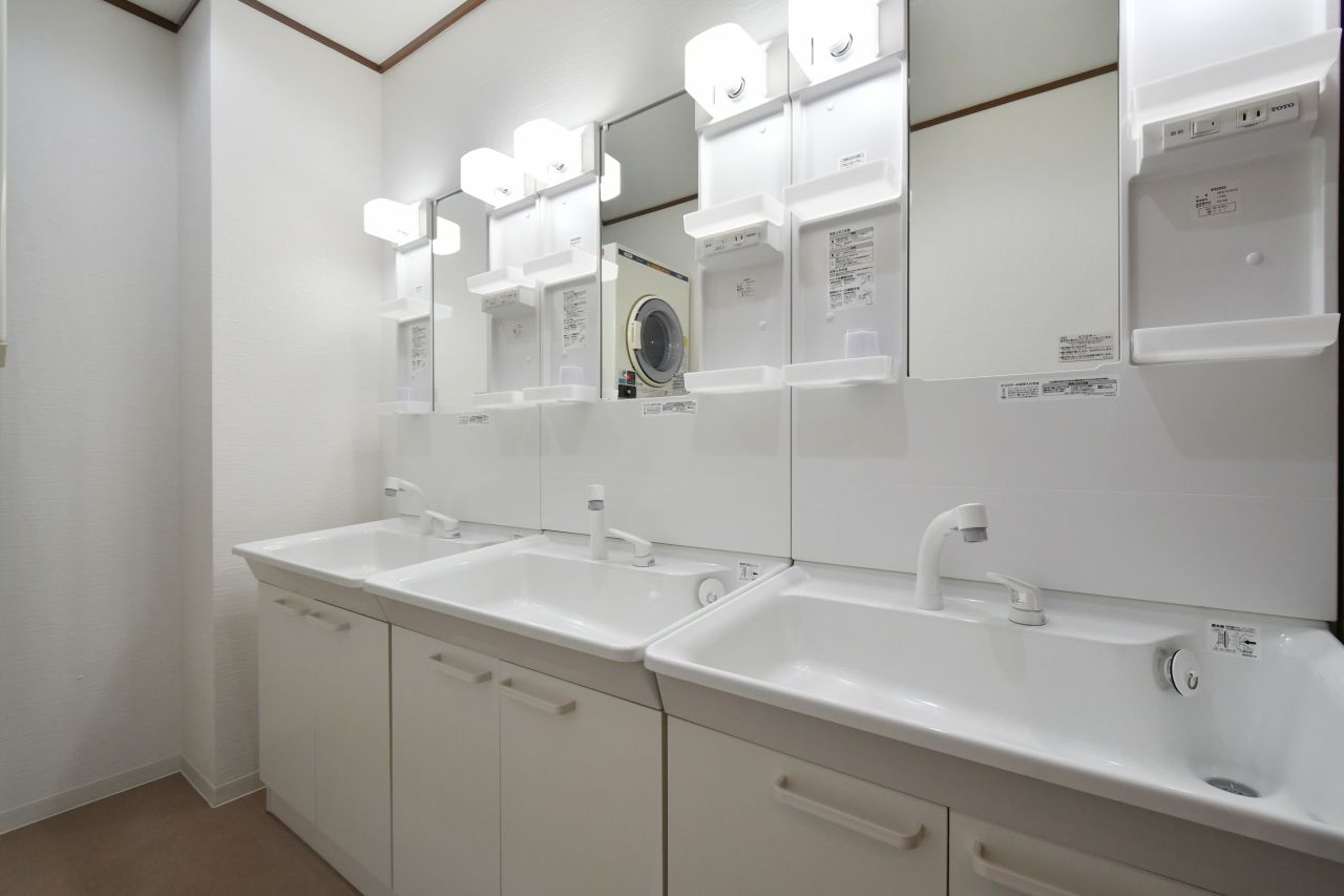 洗面台の様子。(2021-07-07,共用部,WASHSTAND,2F)