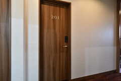 専有部のドア。（201号室）(2021-07-07,専有部,ROOM,2F)