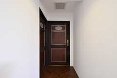 専有部のドアの様子。(2021-03-11,専有部,ROOM,1F)